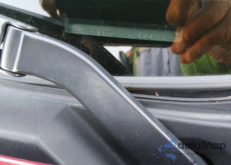 2005 Pontiac Vibe из США, поврежденный, VIN 5Y2SL63825Z444553